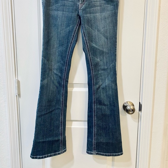 Boot-Cut Blue JEANS - Picture 2 of 8